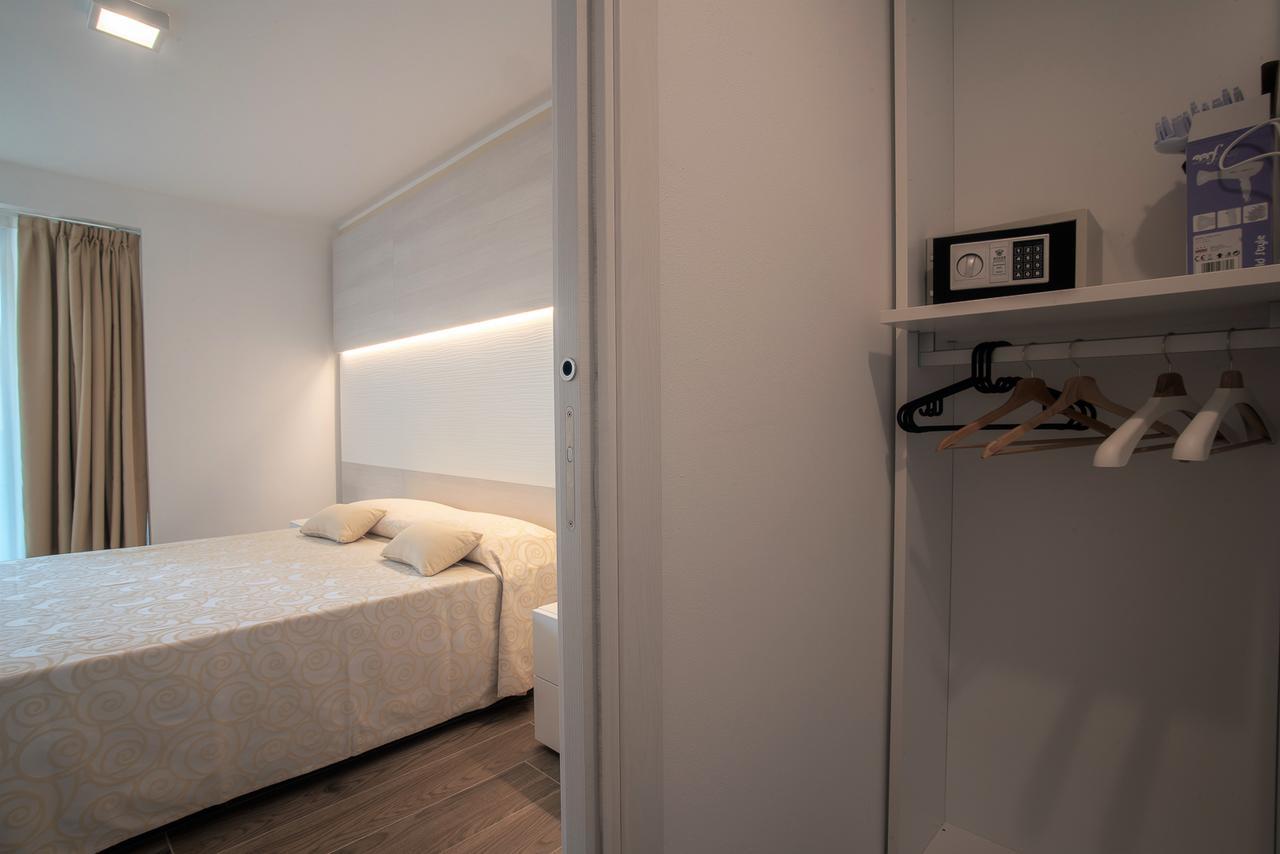 Miramare Aparthotel 3*