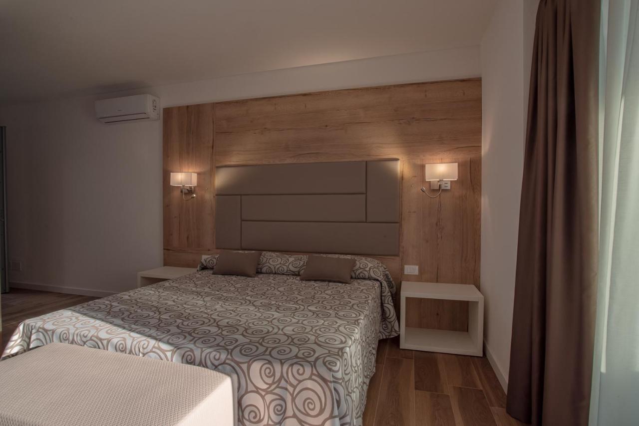 Miramare Aparthotel 3*